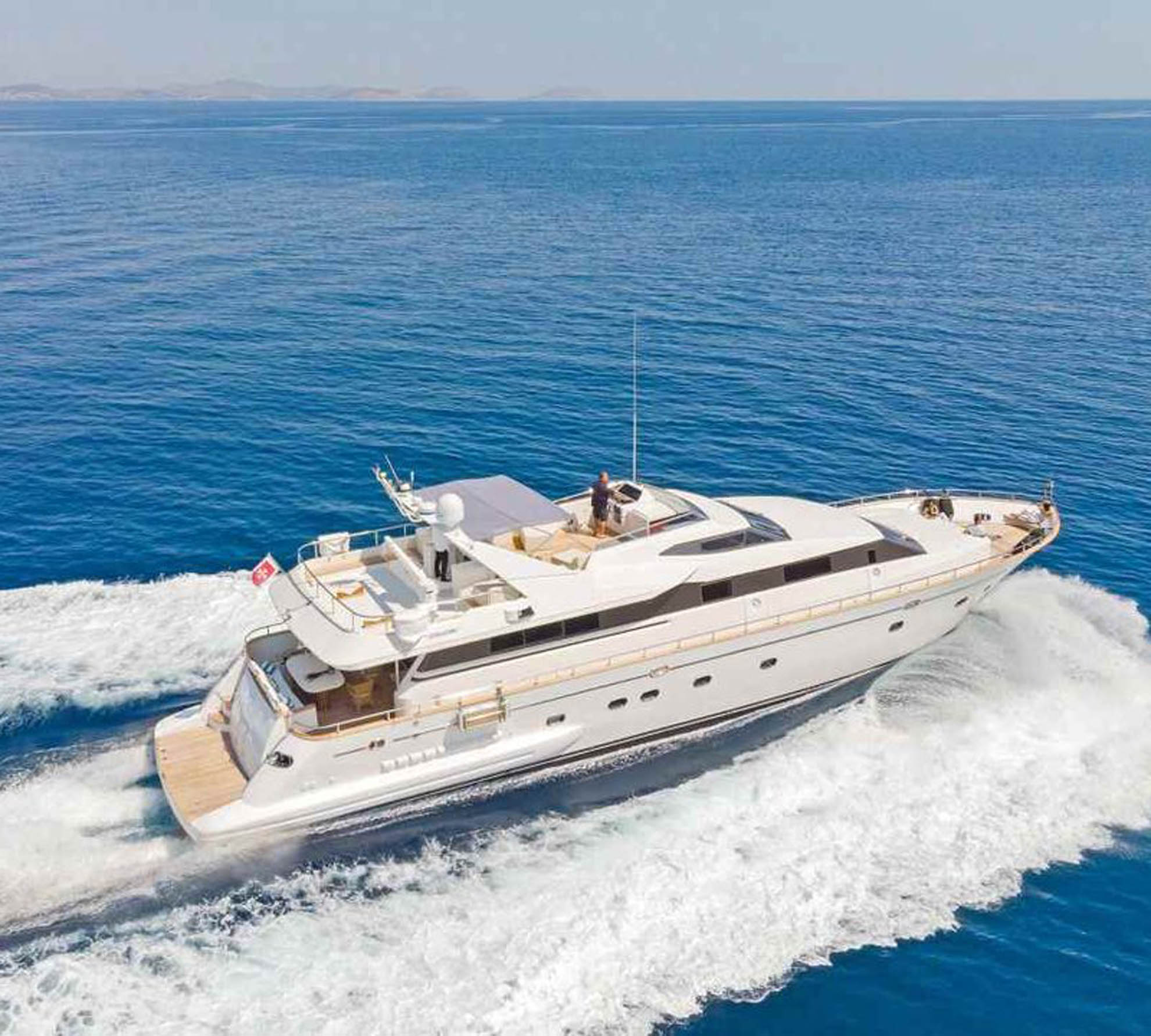 falcon-33m-mairef-yachting-16