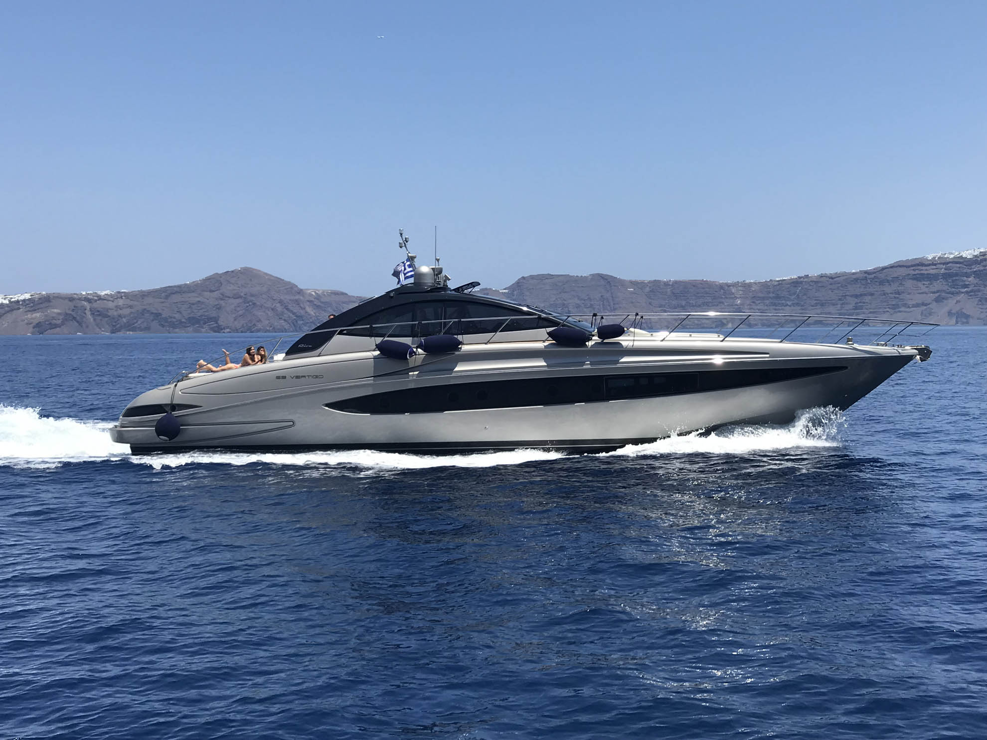 riva-vertigo-yachts-mairefyachting-3